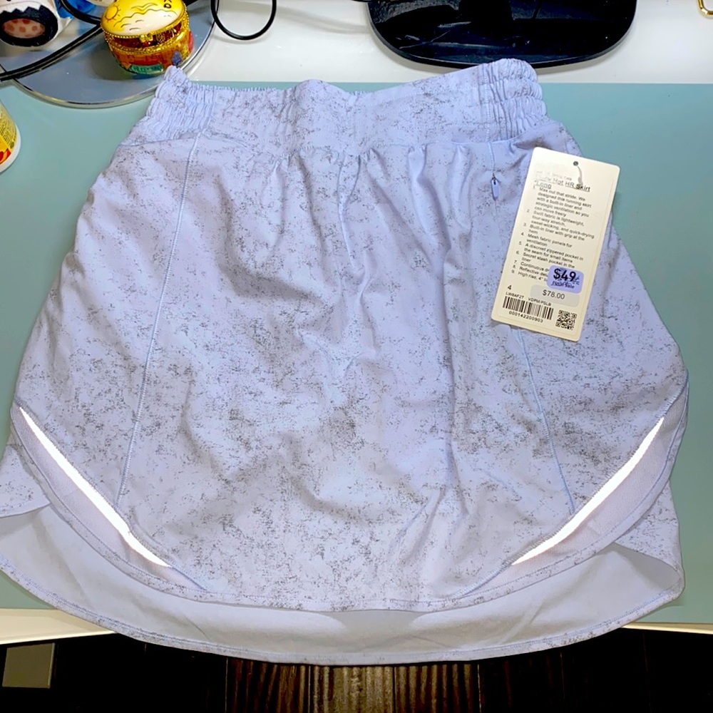 Lululemon Hotty Hot HR skirt long size 4